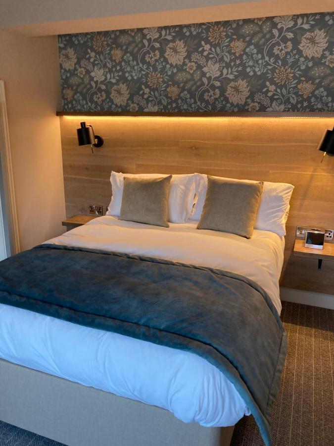 Duke Of York Hotel Whitby Bagian luar foto