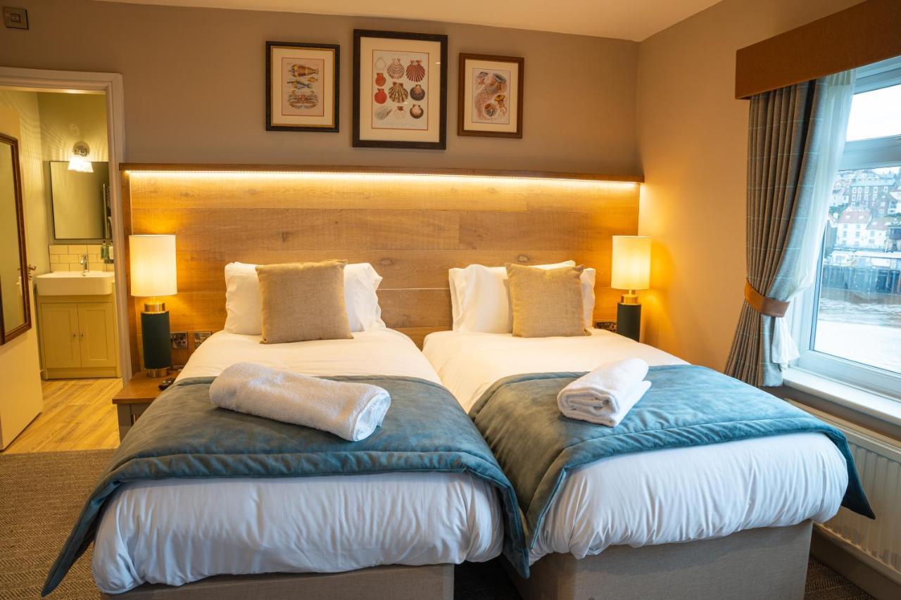 Duke Of York Hotel Whitby Bagian luar foto