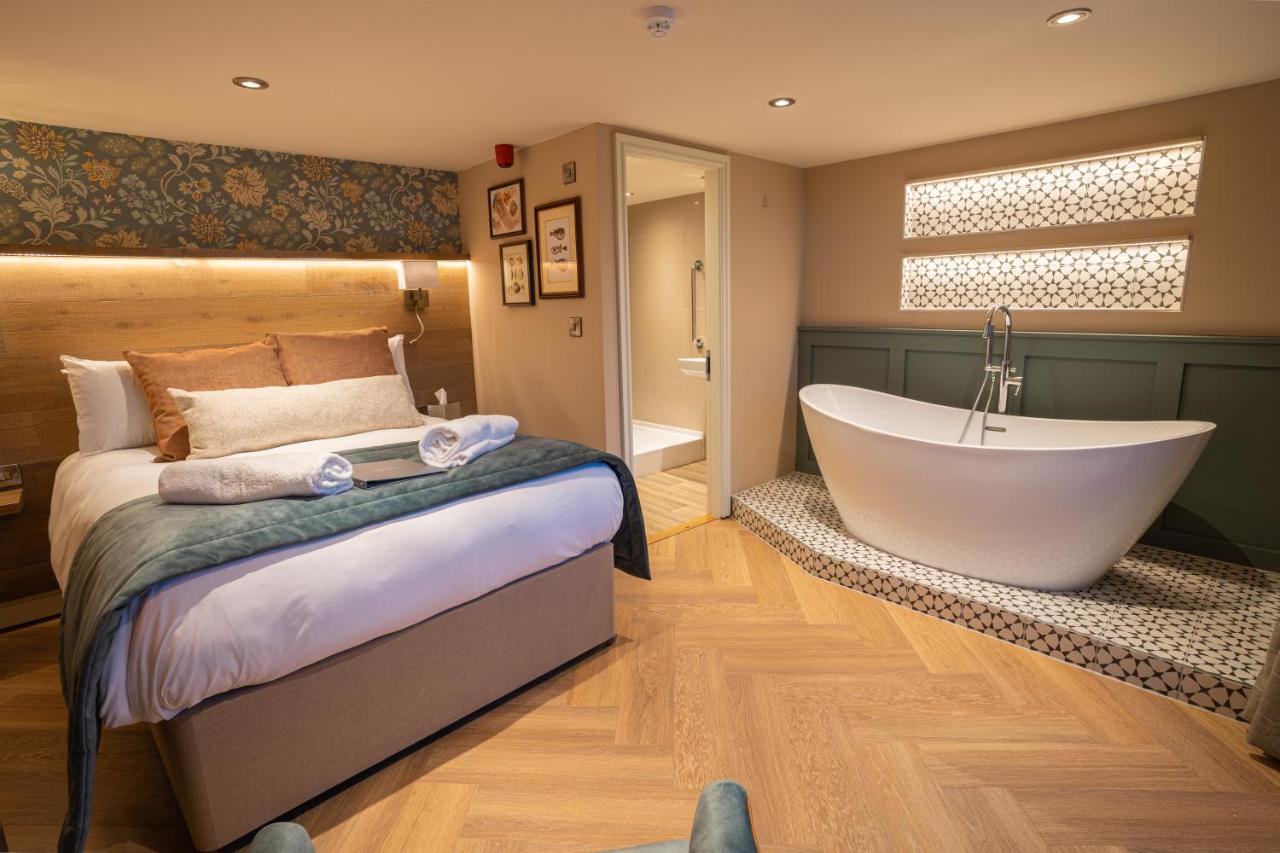 Duke Of York Hotel Whitby Bagian luar foto